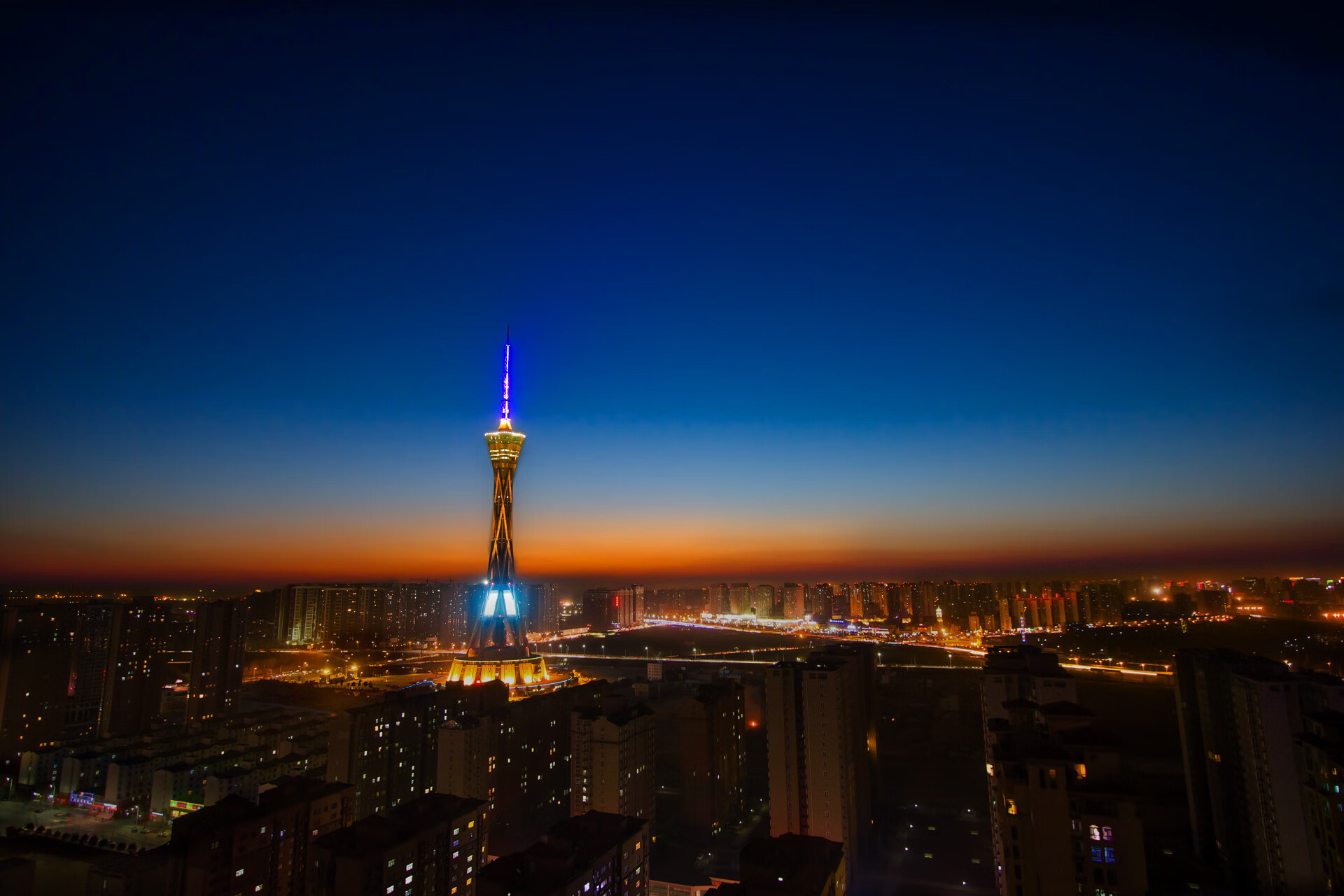 kaiyun app-自由泳预赛比利时选手表现稳定，自由泳国际比赛